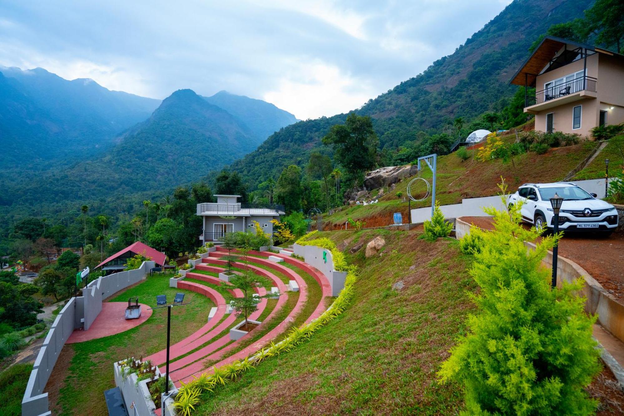 Karimb Resorts Vallikavungal Exterior foto